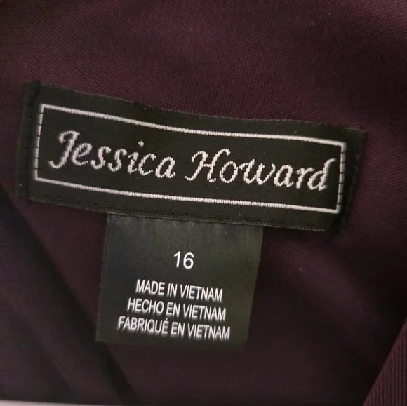 Formal, plum, NWT, Jessica Howard gown - Picture 5 of 6
